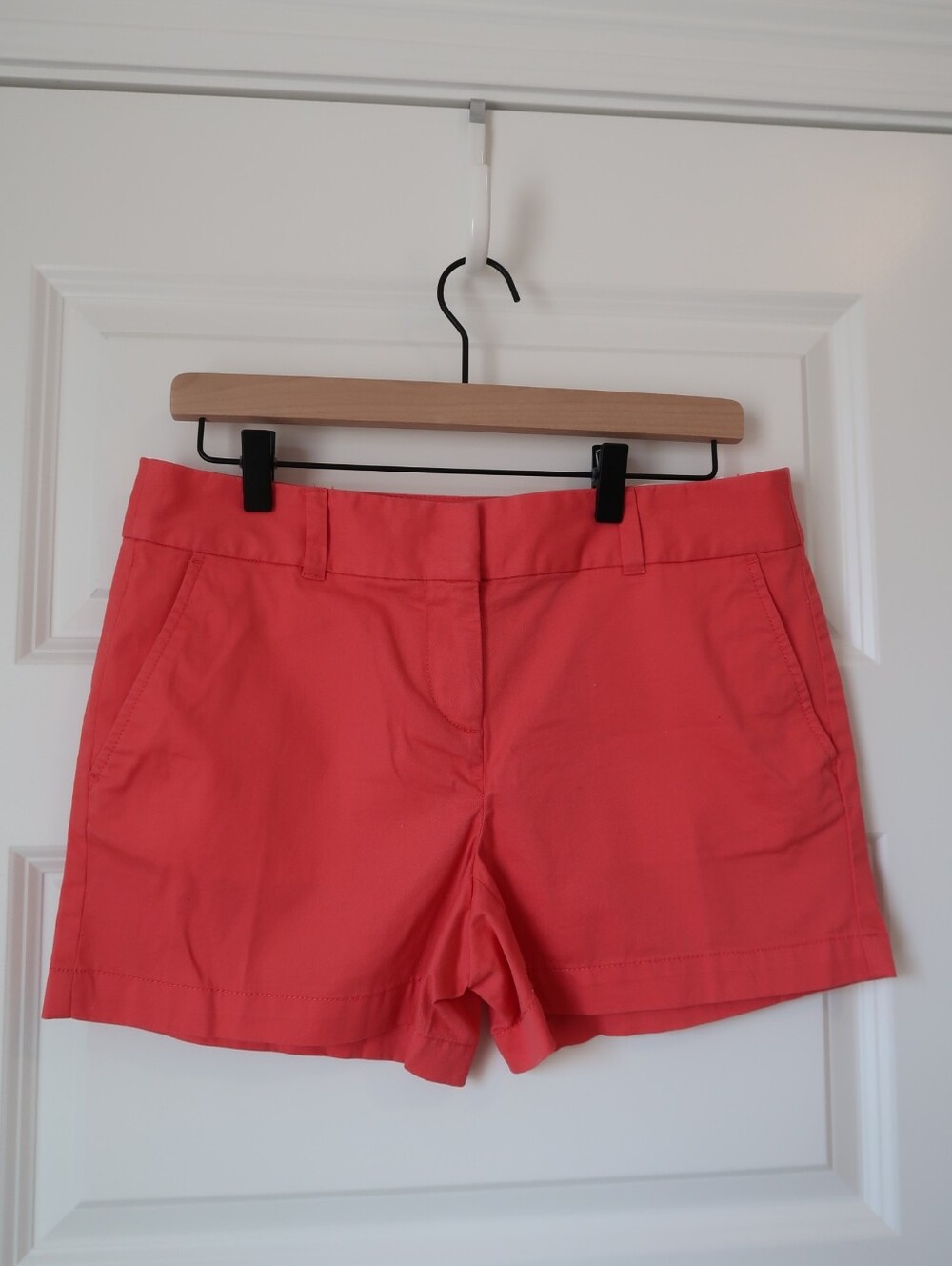NWT Loft 4" Short Size 4 Coral Mid Rise Shorts Preppy Summer